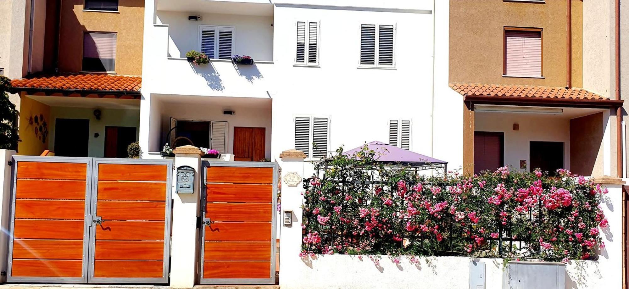 Appartamento Porto Frailis Tortolì Exterior foto